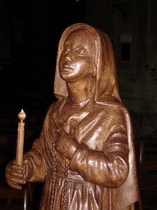 Statue de Sainte Bernadette